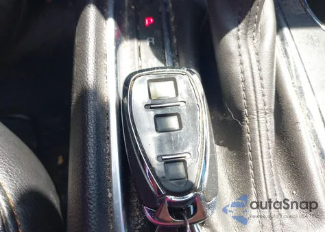 2018 Chevrolet Traverse Ls из США, поврежденный, VIN 1GNERFKW7JJ237569